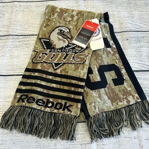 Reebok American Hockey League • San Diego Gulls Camouflage Scarf • NWT!